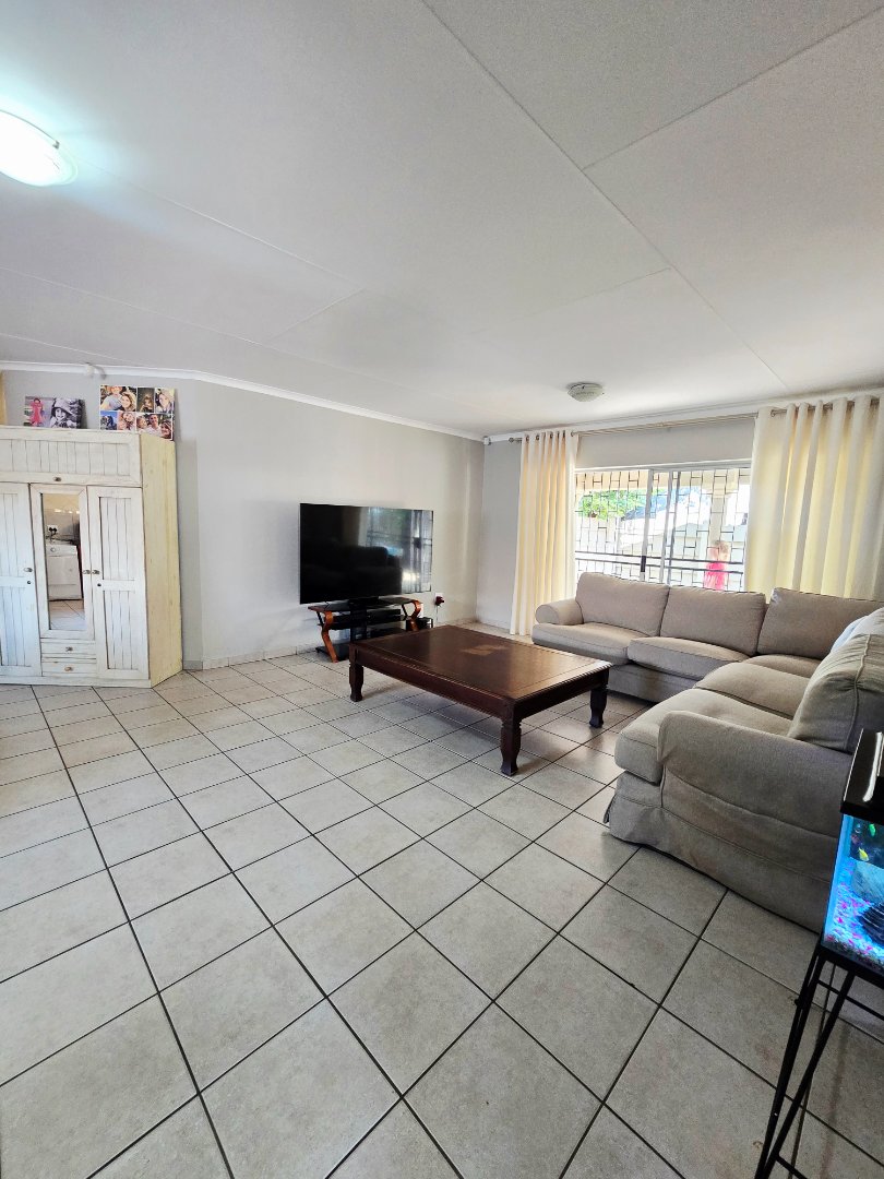 3 Bedroom Property for Sale in Songloed North West